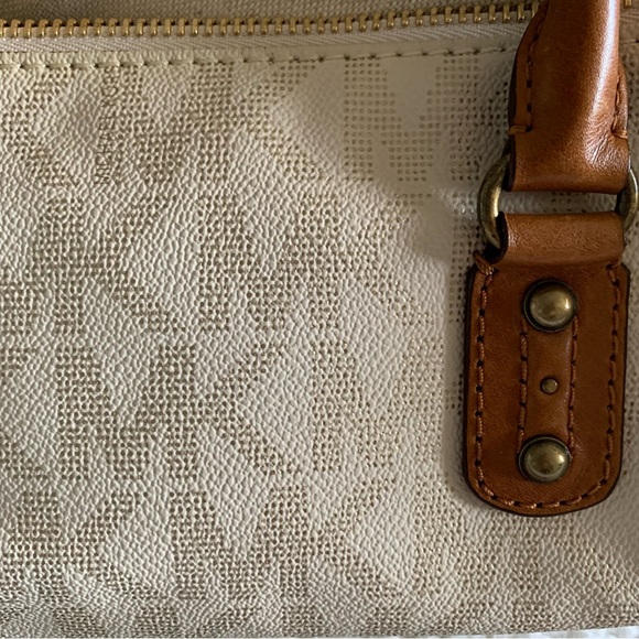 MICHAEL KORS Monogram Handbag - Picture 4 of 8